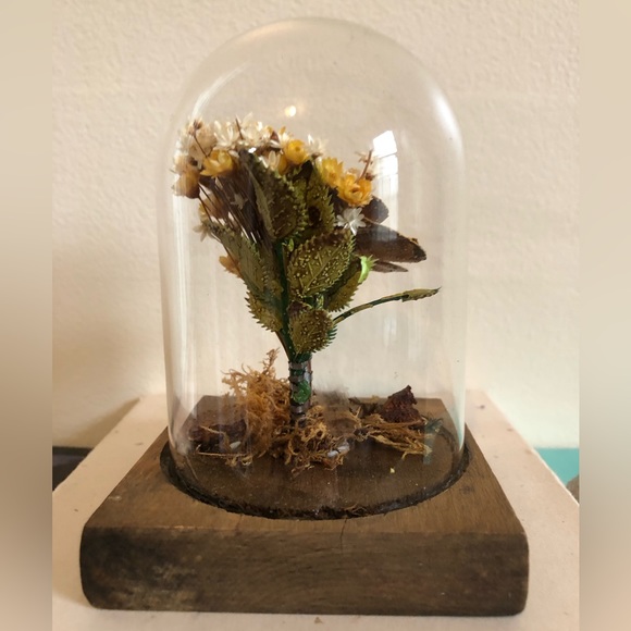 Vintage Glass Incased Flower Arrangement by Leonard Creations - Picture 6 of 10